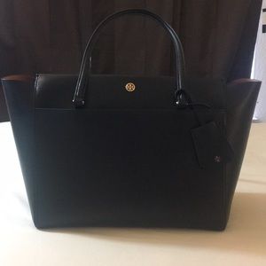 Black Tory Burch purse!